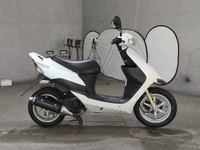 Suzuki SEPIA ZZ
