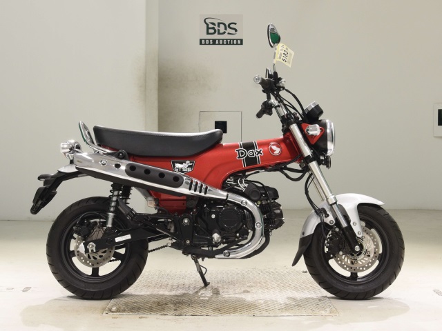 Honda DAX125