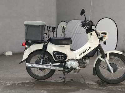 Honda CC110 CROSSCUB