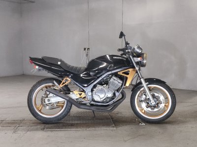 Kawasaki BALIUS ZR250