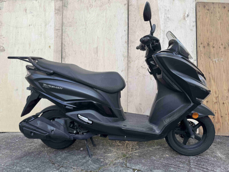 Suzuki BURGMAN125