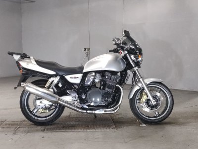 Suzuki GSX400 INAZUMA