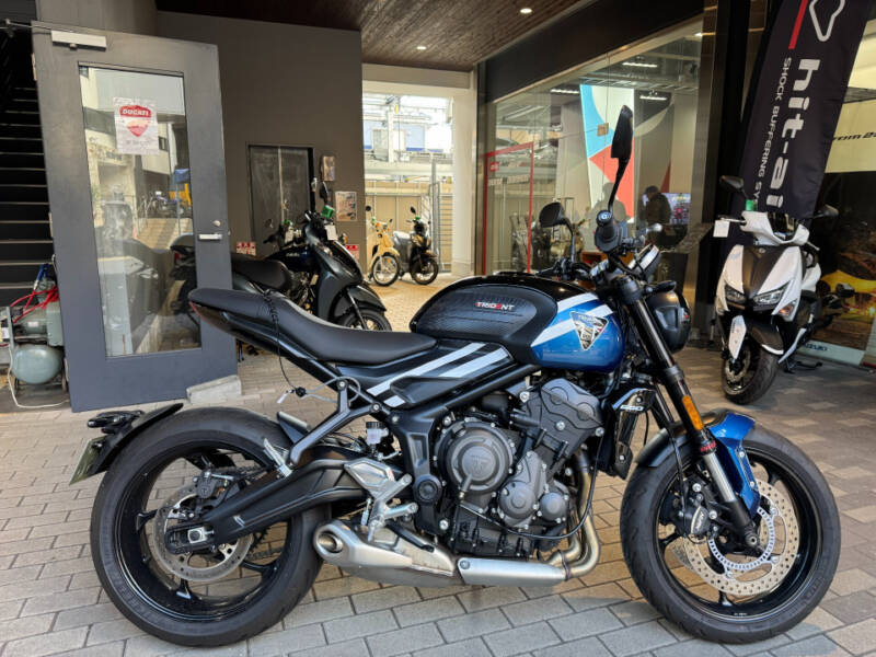 Triumph TRIDENT660
