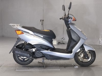 Yamaha CYGNUS125X