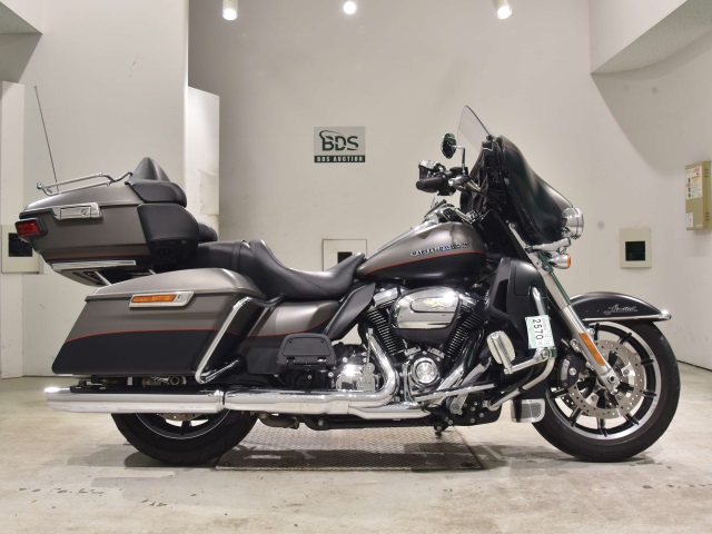 HD ELECTRA GLIDE FLHTKSE1920