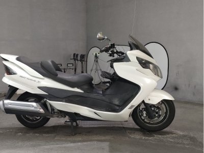 Suzuki SKYWAVE 250S