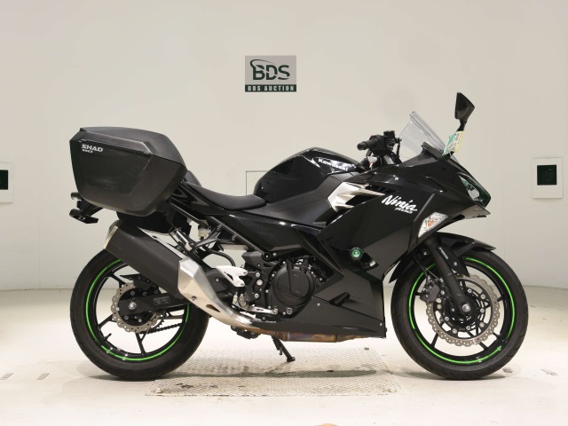 Kawasaki NINJA400