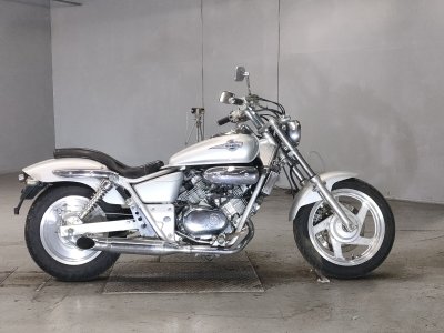 Honda MAGNA250