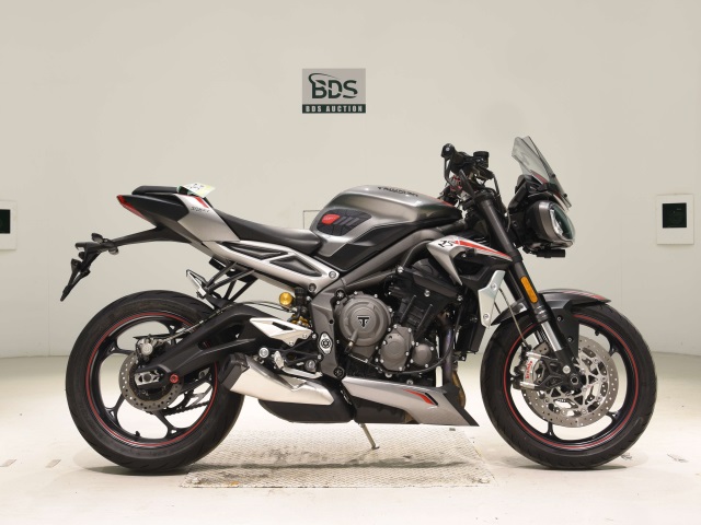 Triumph STREET TRIPLE RS