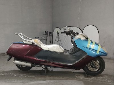 Yamaha MAGZAM