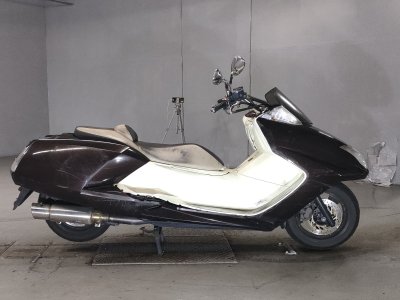 Yamaha MAGZAM