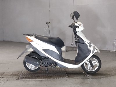 Suzuki ADDRESS V50