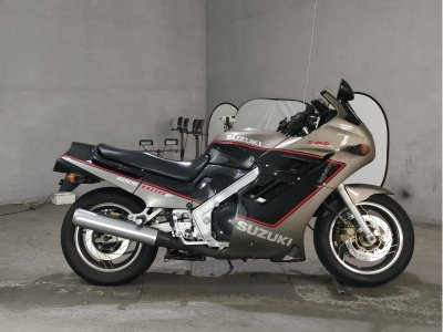 Suzuki GSX1100F