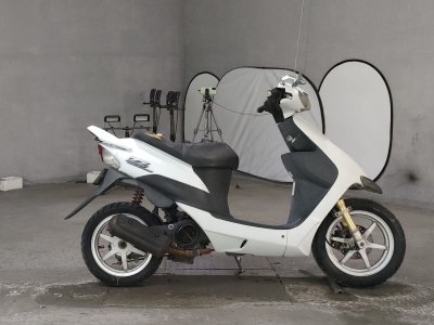 Suzuki SEPIA ZZ