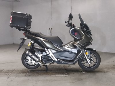 Honda ADV 150