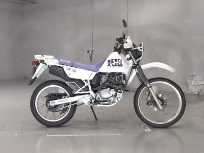Suzuki DJEBEL200