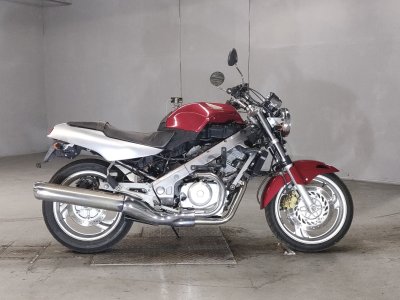 Honda ﾄﾞｰﾋﾞﾙ650