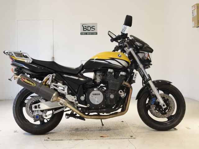 Yamaha XJR1300