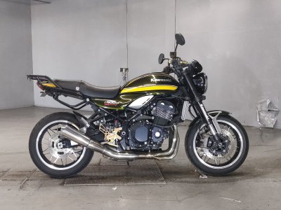 Kawasaki Z900RS