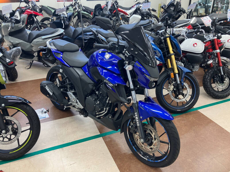Yamaha FZ25