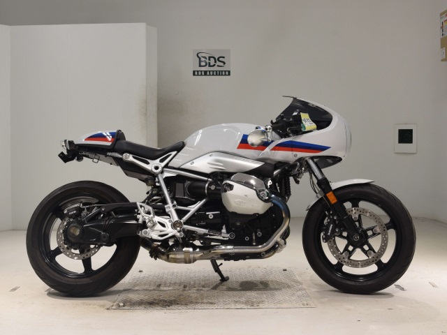 BMW R NINE T TRACER