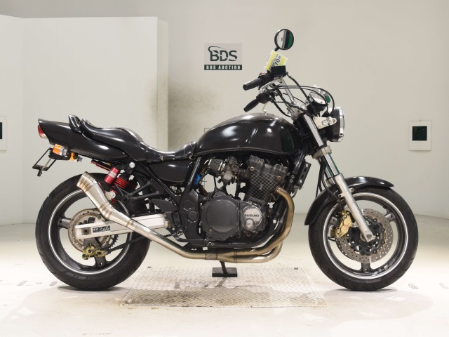 Suzuki GSX400 INAZUMA