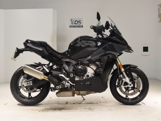 BMW S1000XR