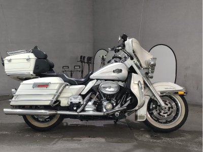 HD ELECTRA GLIDE FLHTCU1580