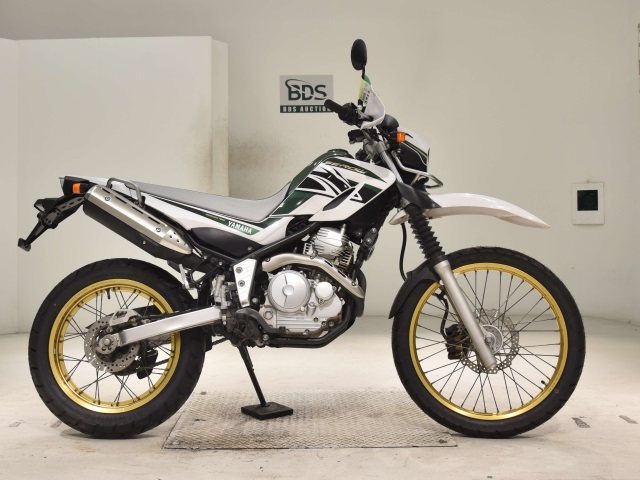 Yamaha SEROW XT250