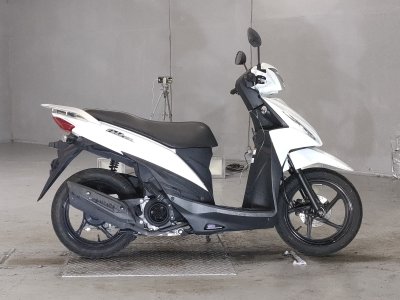 Suzuki ADDRESS V110