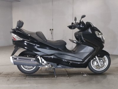 Suzuki SKYWAVE 400