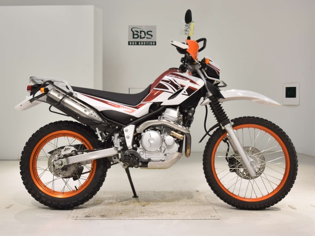 Yamaha SEROW XT250