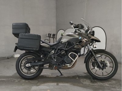 BMW F700GS