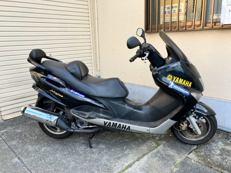 Yamaha MAJESTY 125