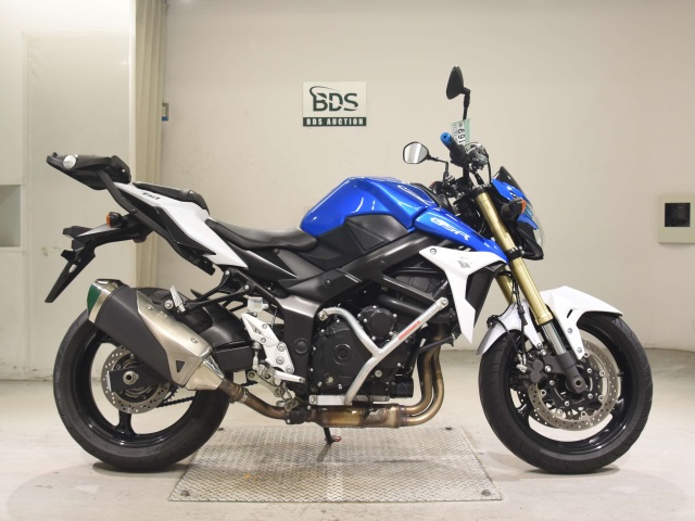 Suzuki GSR750A