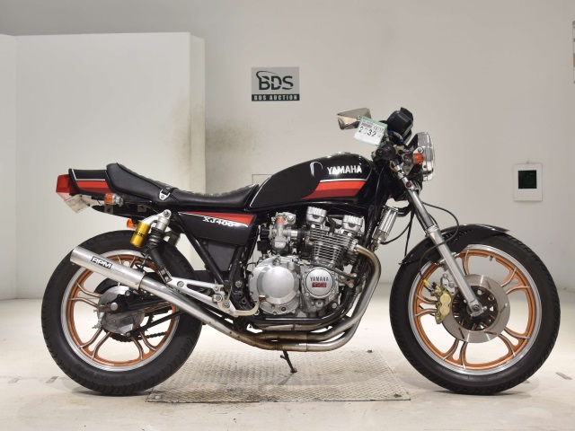 Yamaha XJ400
