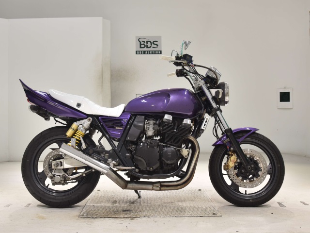 Yamaha XJR400