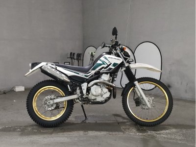 Yamaha SEROW XT250