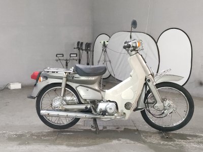 Honda SUPER CUB 50 CUSTOM
