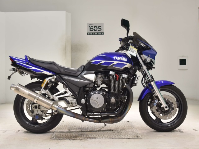 Yamaha XJR1300