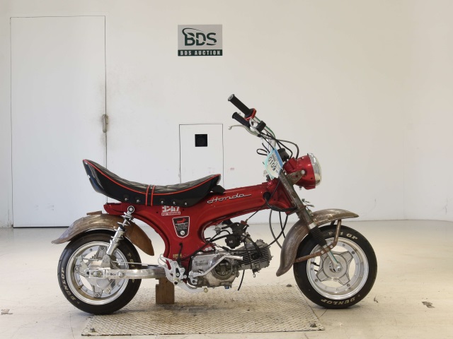 Honda DAX50