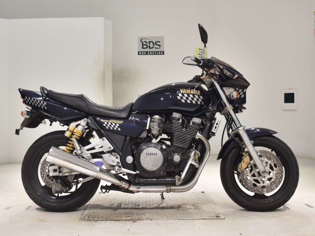 Yamaha XJR1200