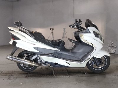 Suzuki SKYWAVE 250S