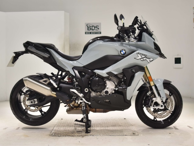 BMW S1000XR