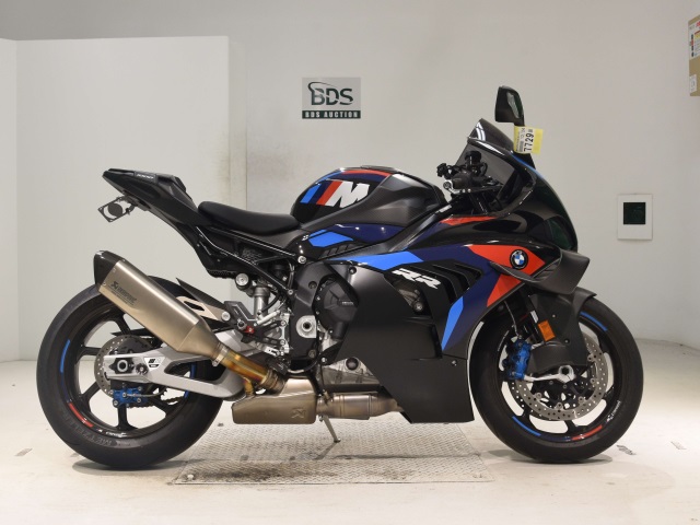 BMW M1000RR