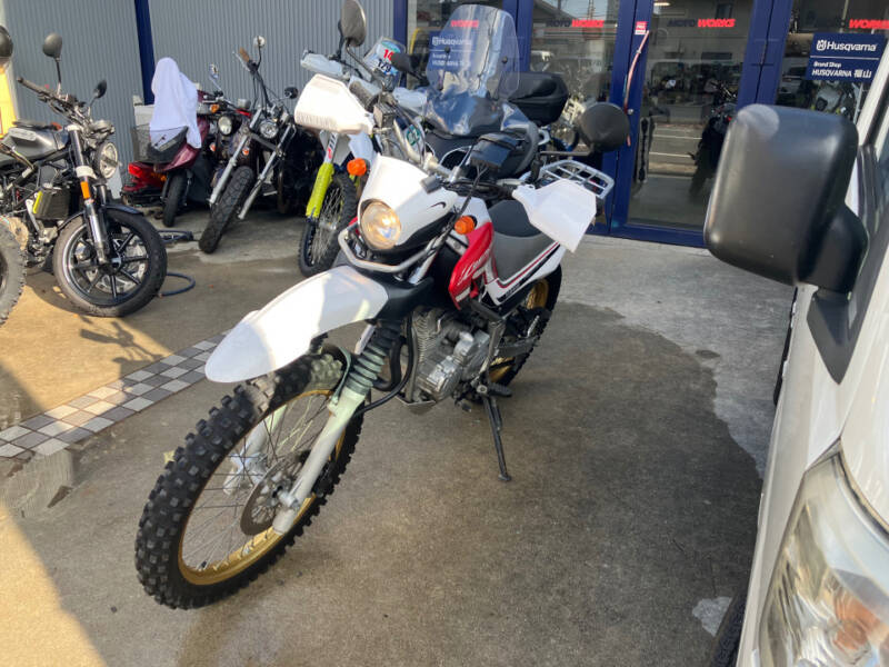 Yamaha SEROW XT250