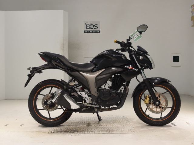 Suzuki GIXXER150