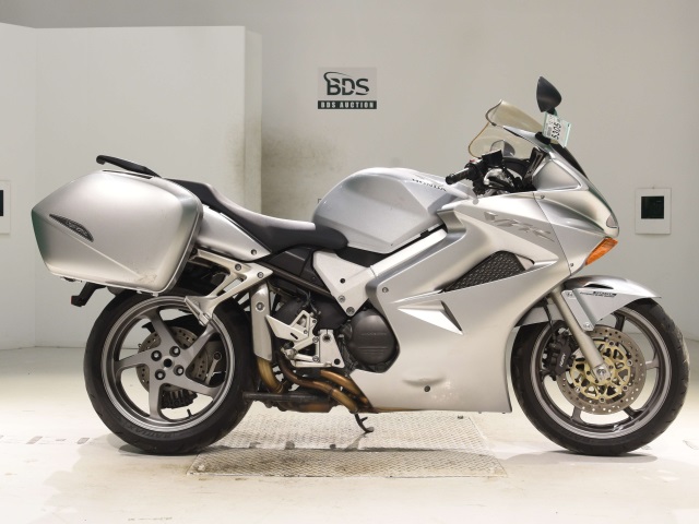 Honda VFR800F