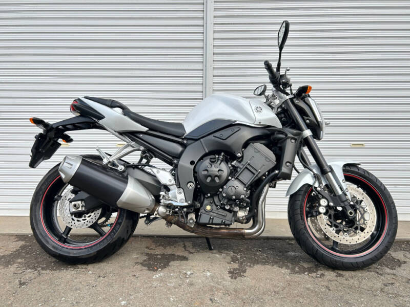 Yamaha FZ1 FAZER
