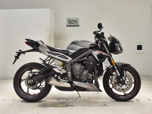 Triumph STREET TRIPLE RS